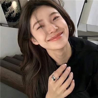 故园梦蝶付东流